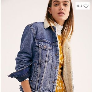 Levi’s Ex Boyfriend Sherpa Trucker NWOT